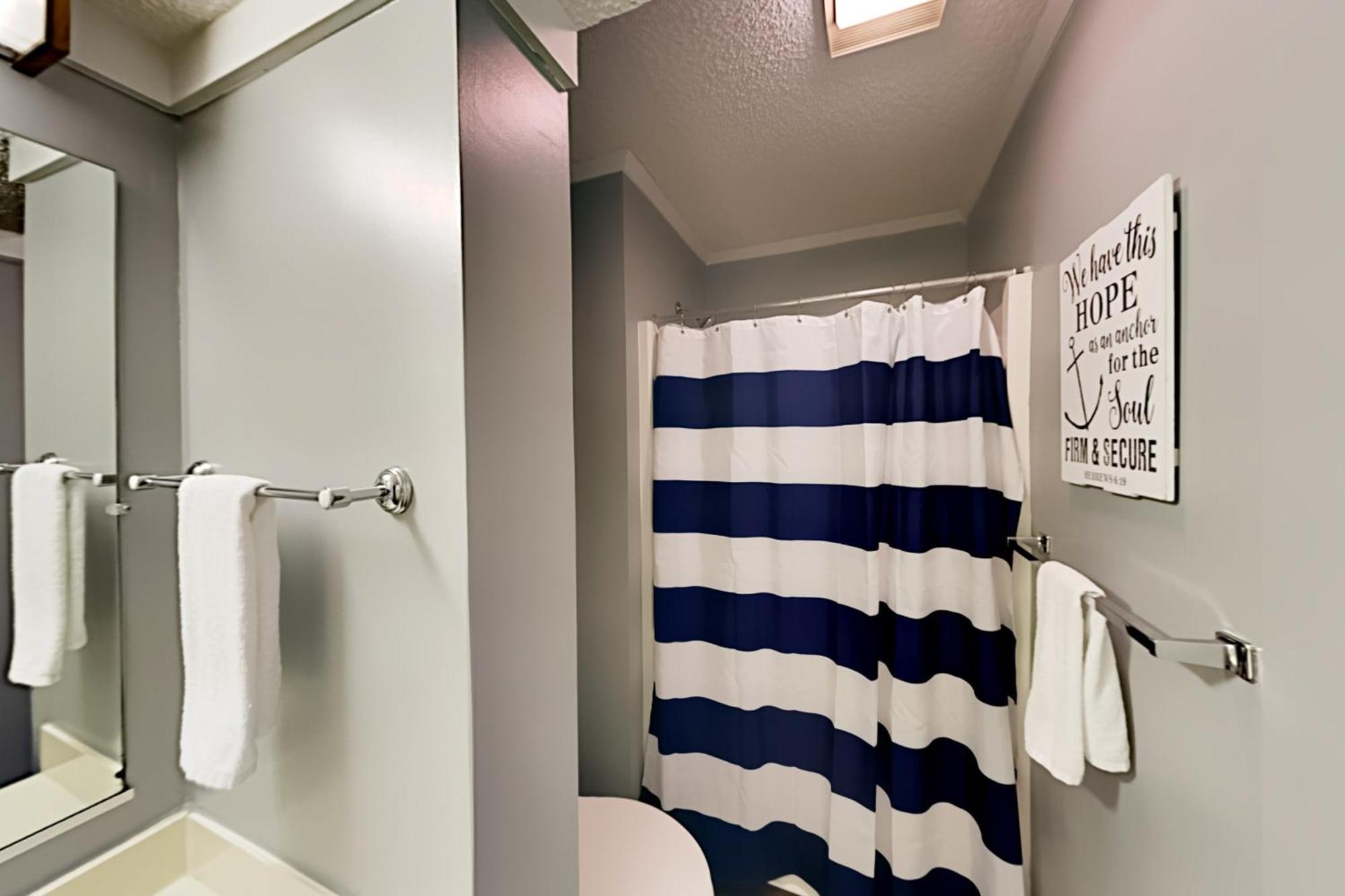 Lodge By The Sea & Fox Lodge Myrtle Beach Oda fotoğraf